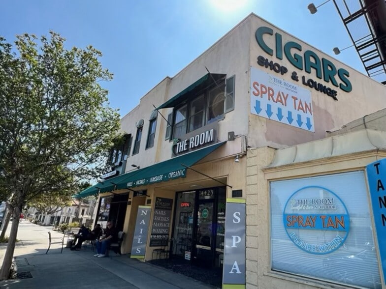 4419-4421 Lankershim Blvd, North Hollywood, CA for lease - Primary Photo - Image 1 of 15