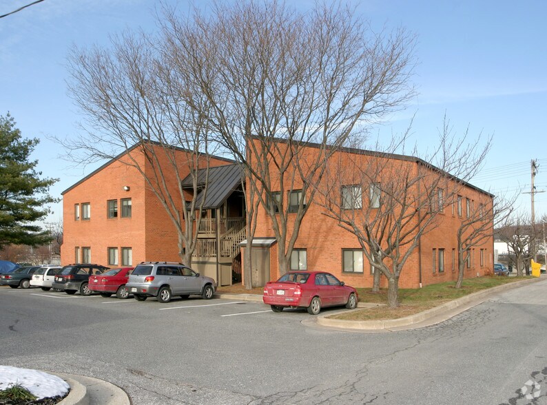 10616 Beaver Dam Rd, Cockeysville, MD à vendre - Photo du bâtiment - Image 2 de 11