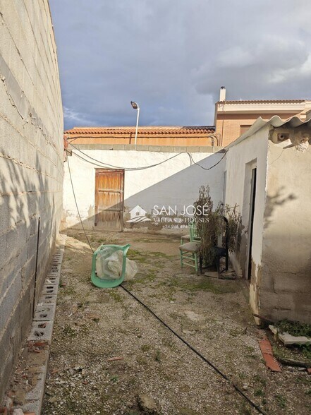 Carrer Monforte del Cid, 50, Novelda, Alicante à vendre - Photo du bâtiment - Image 3 de 11
