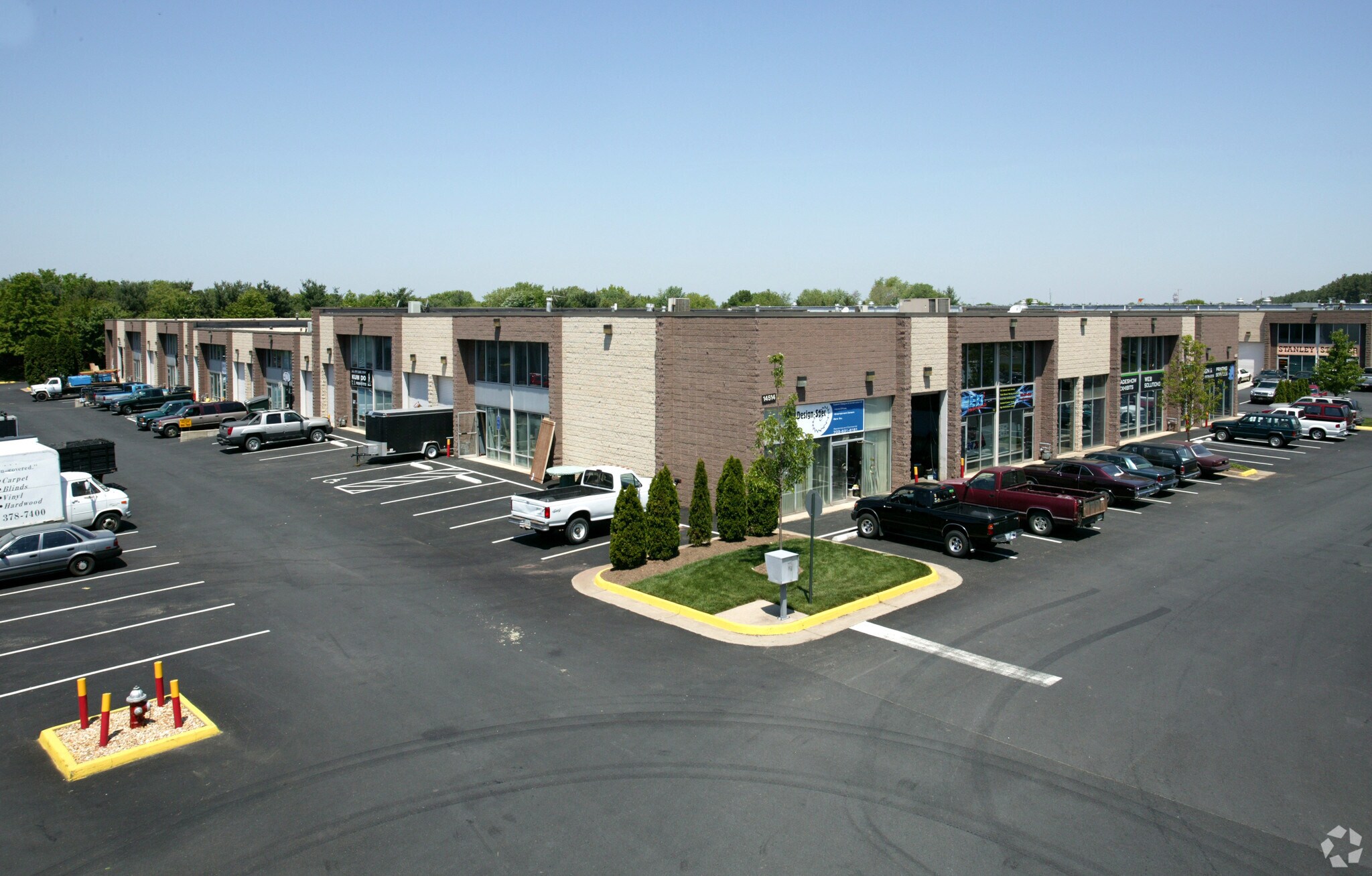 14512-14514 Lee Rd, Chantilly, VA à louer Photo principale- Image 1 de 3