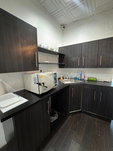 14368-14370 Whittier Blvd, Whittier, CA à louer - Photo intérieure - Image 3 de 11