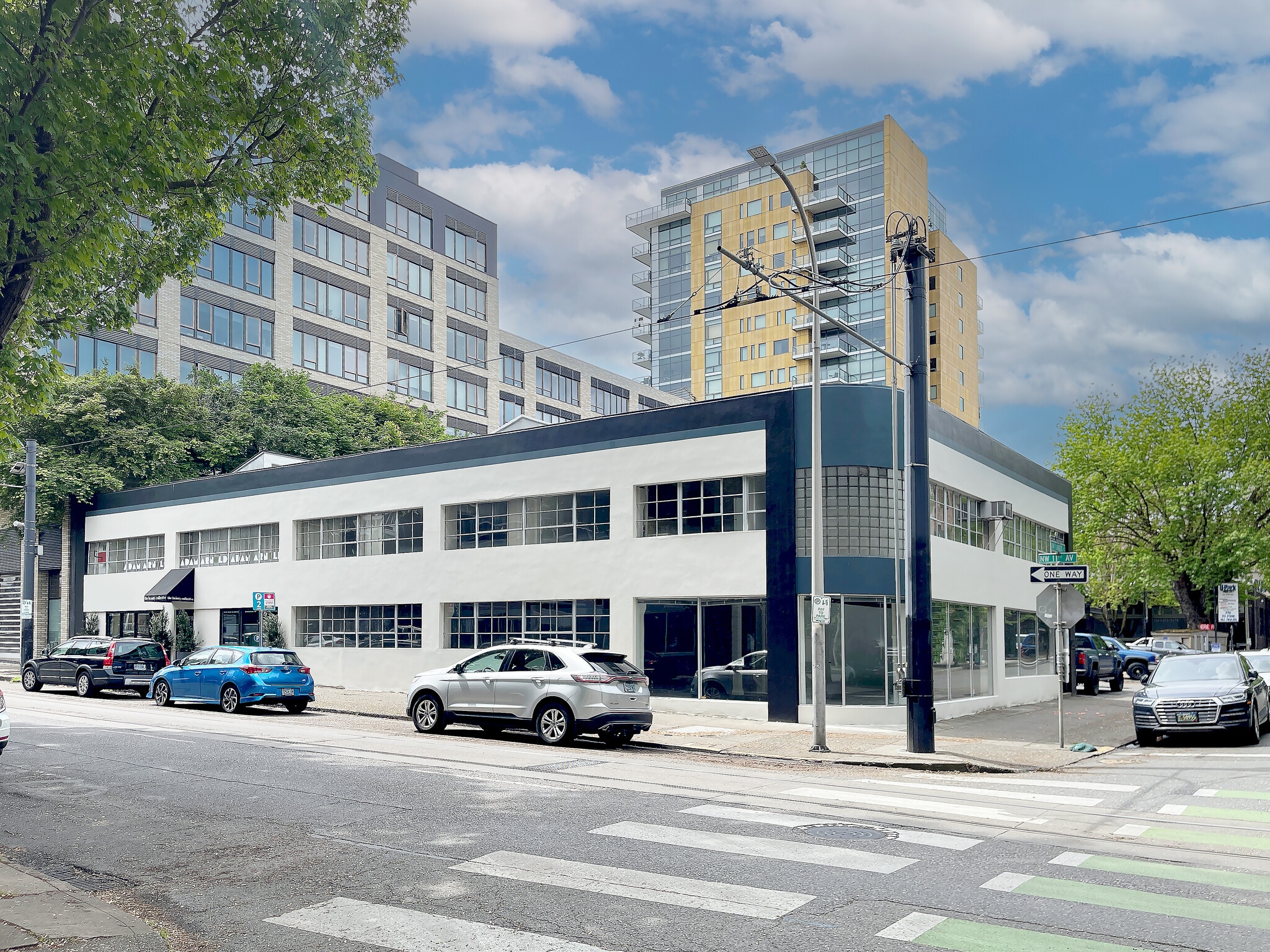 333 NW 11th St, Portland, OR for lease Building Photo- Image 1 of 4