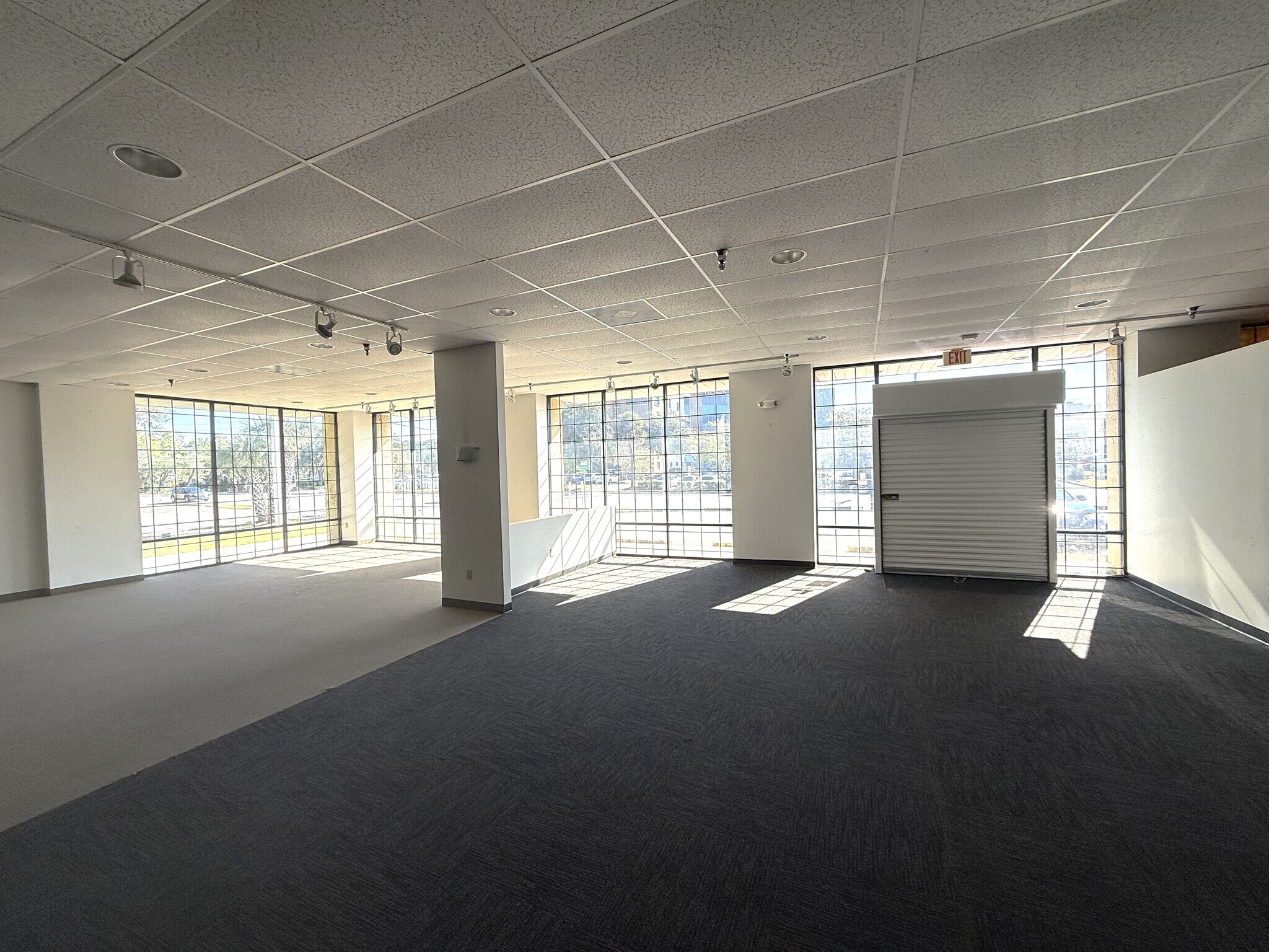 3506 University Blvd S, Jacksonville, FL for lease Interior Photo- Image 1 of 6