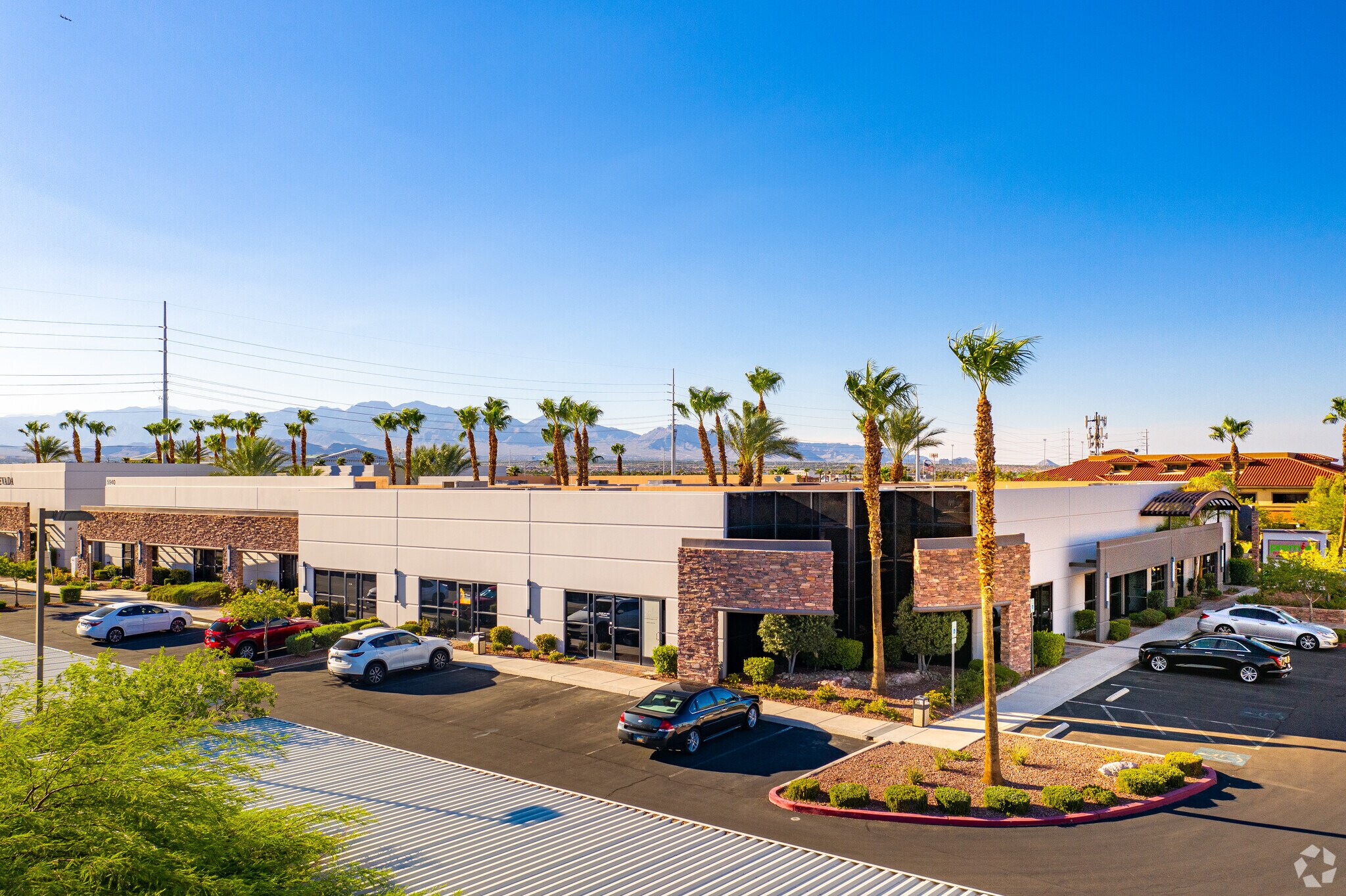 5940 S rainbow Blvd, Las Vegas, NV à vendre Photo principale- Image 1 de 6