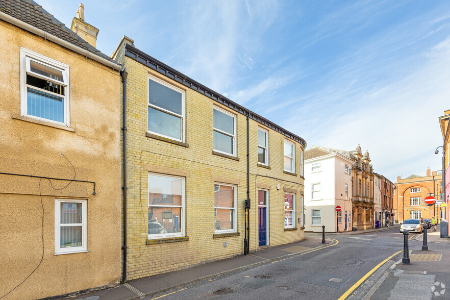 Finkin St, Grantham à louer - Photo du bâtiment - Image 2 de 5