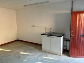 Vinehall Rd, Mountfield for lease Interior Photo- Image 2 of 3