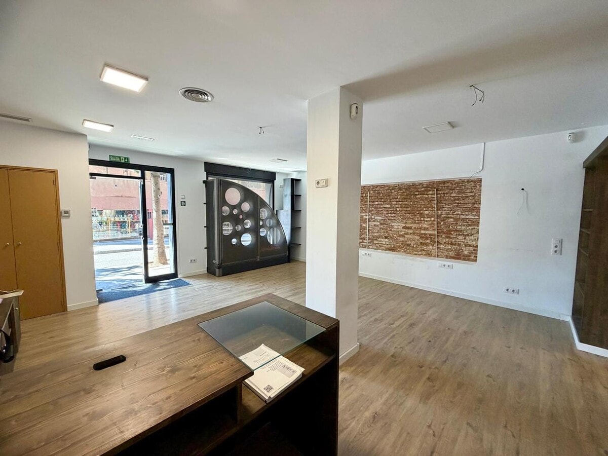 Granollers, BAR 08401 - Unit 1 -  - Interior Photo - Image 1 of 13