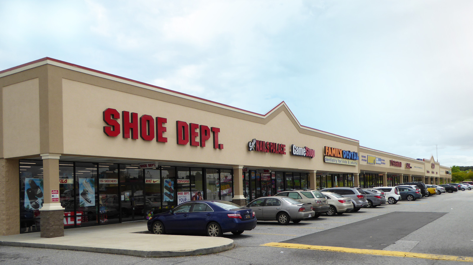 Shoe hot sale dept hours