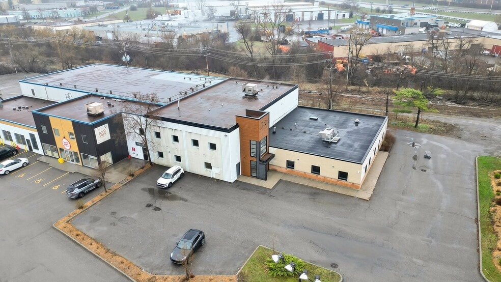 170 Rue Deveault, Gatineau, QC à vendre - Photo du bâtiment - Image 3 de 13