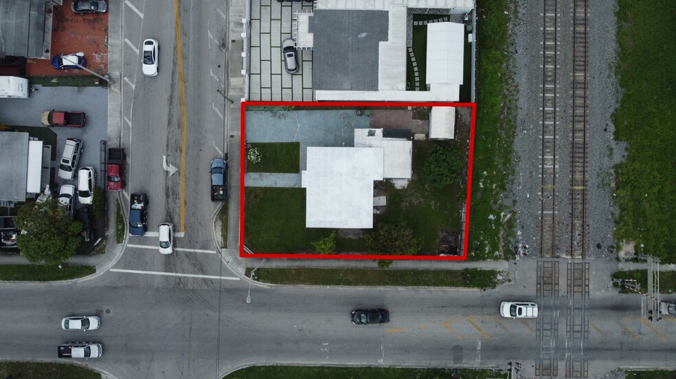 991 E 21st St, Hialeah, FL for sale - Building Photo - Image 3 of 3