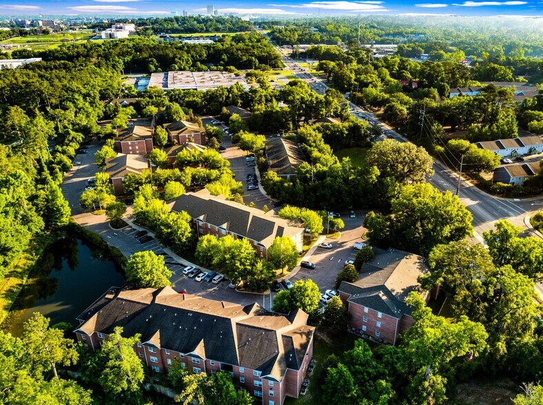 3000 S Adams St, Tallahassee, FL à vendre - Photo du bâtiment - Image 3 de 52