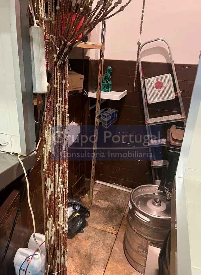 Madrid, MAD 28029 - Unit Puerta 05 - - Interior Photo - Image 1 of 4