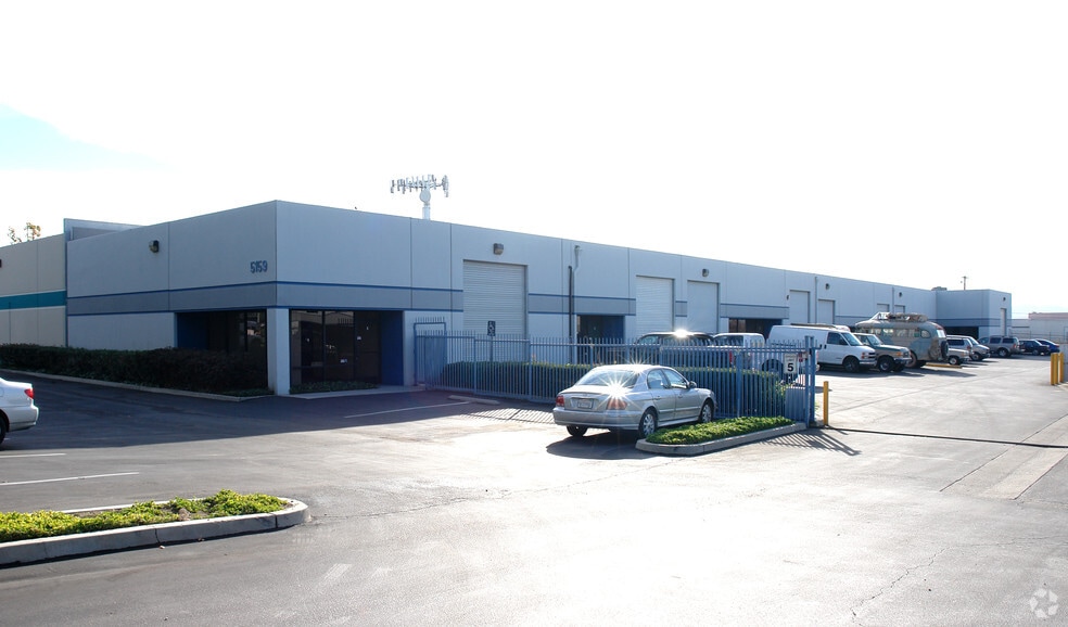 5159 Brooks St, Montclair, CA for lease - Building Photo - Image 2 of 5