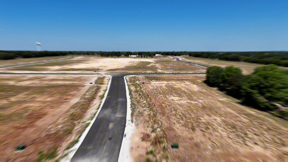 100 Callejero St, Rio Vista, TX à vendre - Vidéo sur l’inscription commerciale - Image 2 de 12