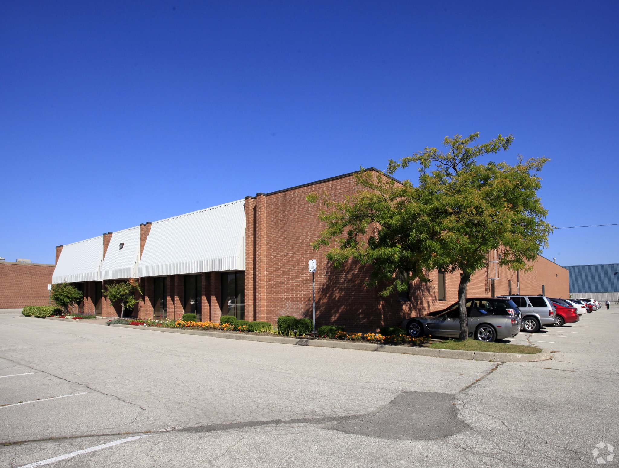 413 Horner Ave, Toronto, ON à vendre Photo principale- Image 1 de 1