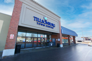 Tillsonburg Town Centre - Services immobiliers commerciaux