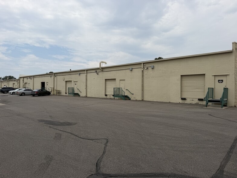 10515 E 40th Ave, Denver, CO for lease - Building Photo - Image 2 of 3