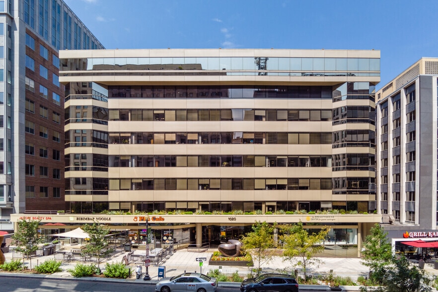 1020 19th St NW, Washington, DC à louer - Photo du bâtiment - Image 2 de 4