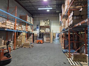 3539-3591 Rue Ashby, Saint-Laurent, QC à louer Photo intérieure- Image 2 de 6