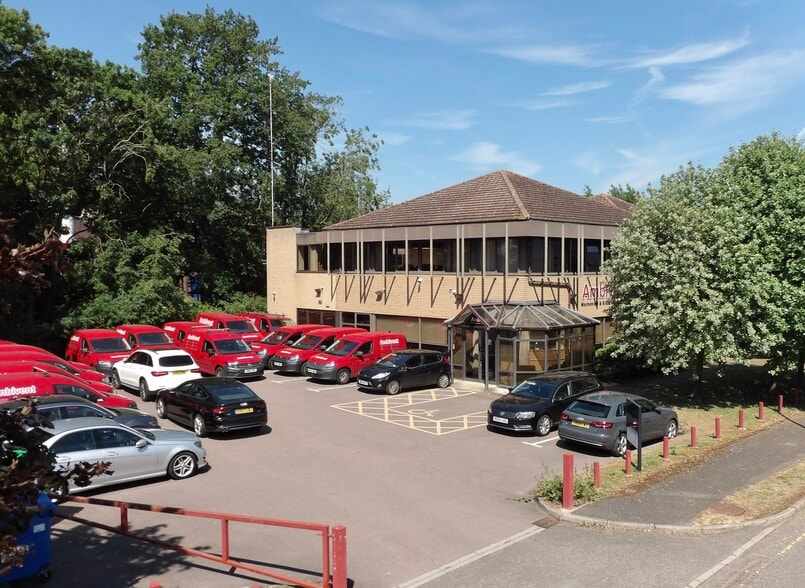 1 Anglia Court, Moulton Park, Northampton à vendre - Photo du bâtiment - Image 2 de 3