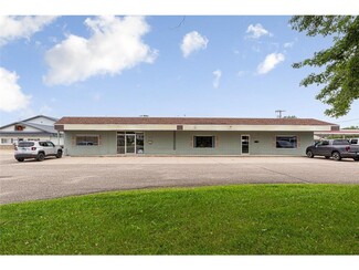 Plus de détails pour 206-208 Mineral Springs Rd, Owatonna, MN - Vente au détail à vendre