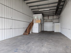 1425 Alabama St, Longview, WA for lease Interior Photo- Image 2 of 3