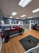 264 Main St, Lincoln, NH for lease Interior Photo- Image 2 of 9