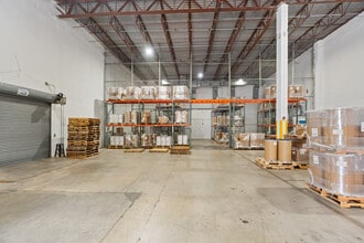 11125 NW 29th St, Miami, FL à louer Photo intérieure- Image 1 de 50