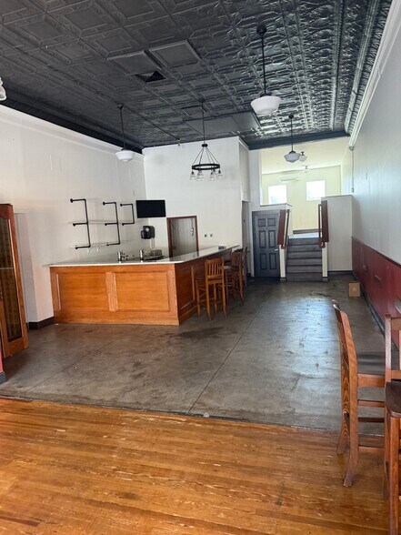 114 E Main St, Forest City, NC à vendre - Photo du bâtiment - Image 3 de 18