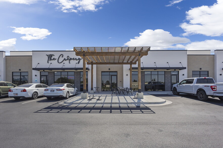 1863 W 700 S, Syracuse, UT for sale - Building Photo - Image 1 of 22