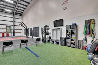 136 Waxhaw Pky, Waxhaw, NC for lease Interior Photo- Image 2 of 12