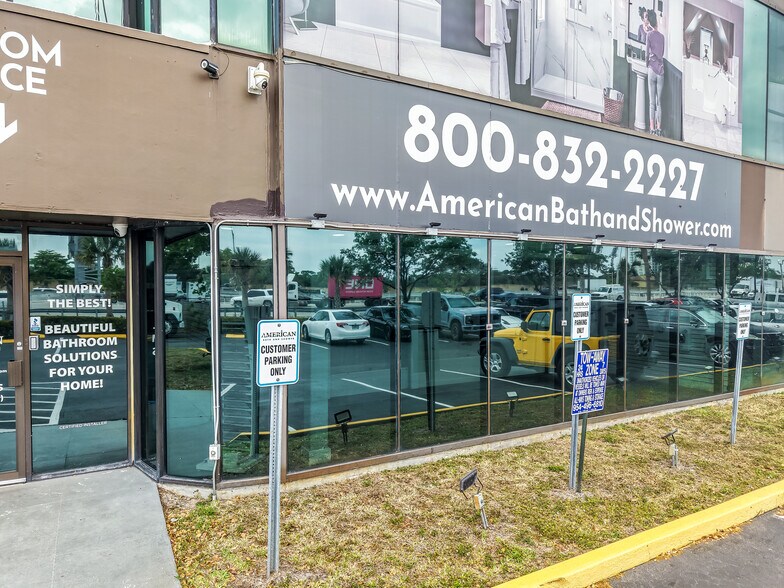 870 SW 12th Ave, Pompano Beach, FL for lease - Building Photo - Image 2 of 19