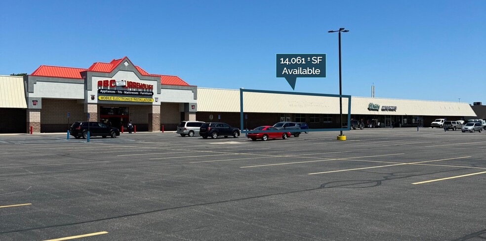 7215-7423 E 10 Mile Rd, Center Line, MI for lease - Building Photo - Image 1 of 11