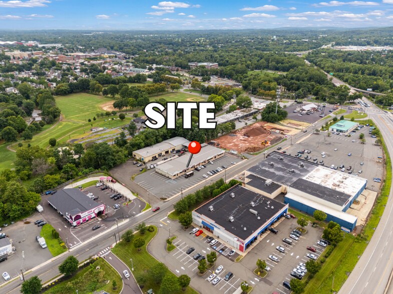 142 Shoemaker Rd, Pottstown, PA à louer - Photo du bâtiment - Image 3 de 5