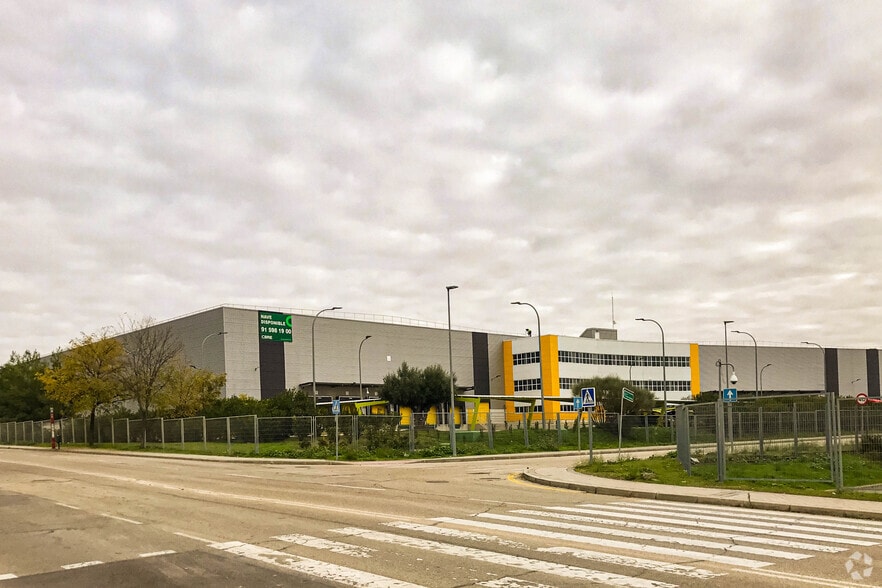 Calle Mariano Benlliure, 1, Rivas-Vaciamadrid, Madrid for lease - Building Photo - Image 2 of 5