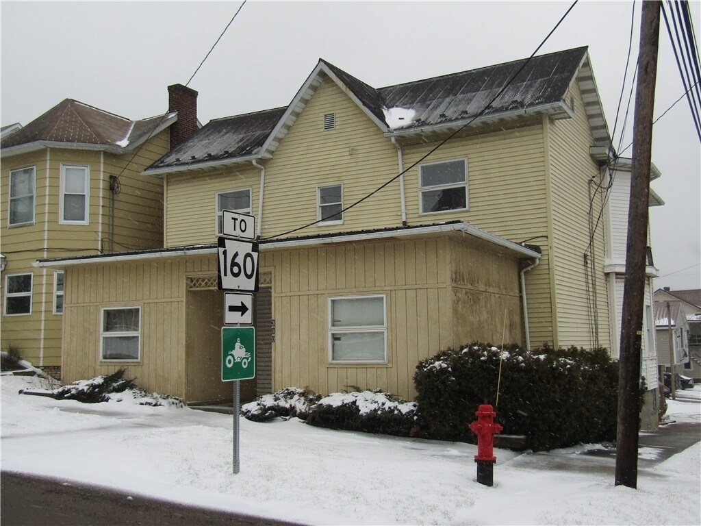 300 Meyers Ave, Meyersdale, PA à vendre Photo du bâtiment- Image 1 de 7