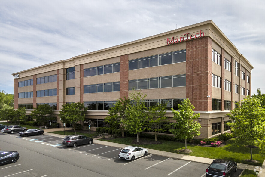 925 Corporate Dr, Stafford, VA for lease - Building Photo - Image 3 of 25