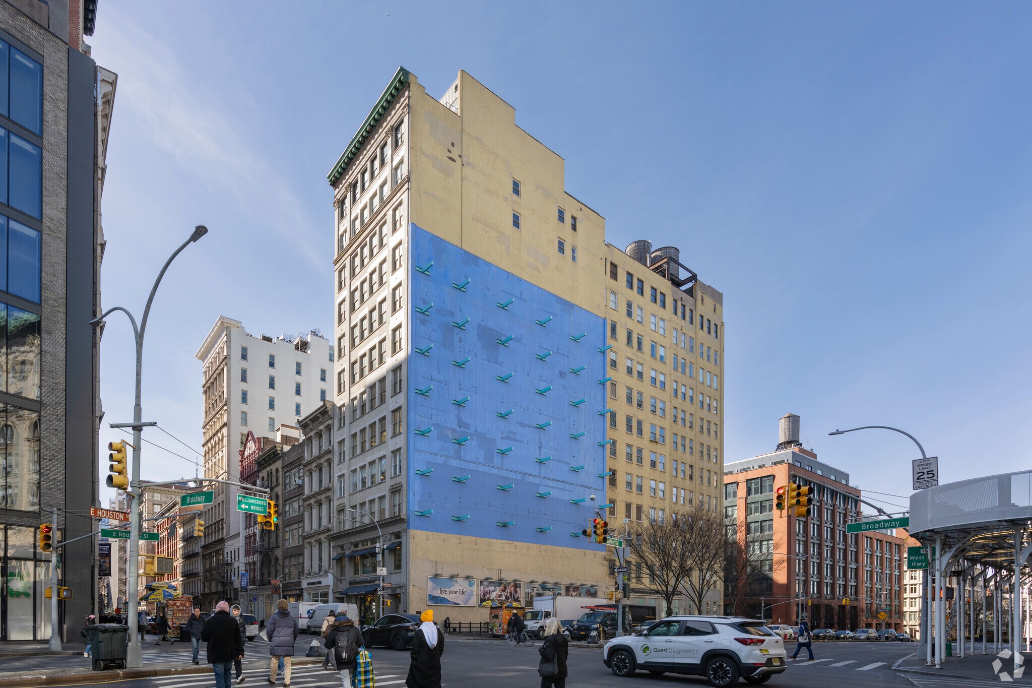 599 Broadway, New York, NY à louer Photo du bâtiment- Image 1 de 16