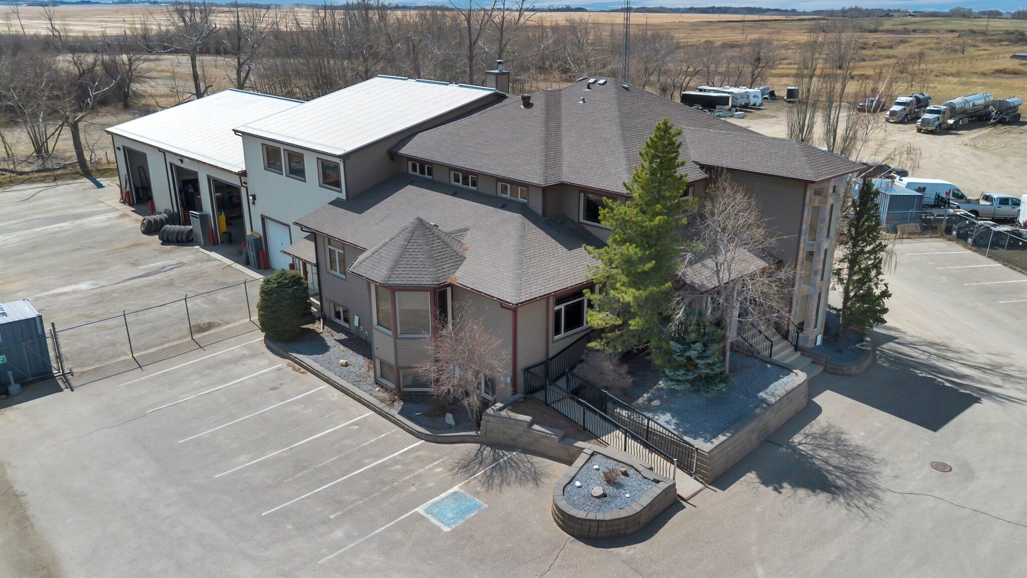 118 Canal Gdns, Strathmore, AB à vendre Photo principale- Image 1 de 35