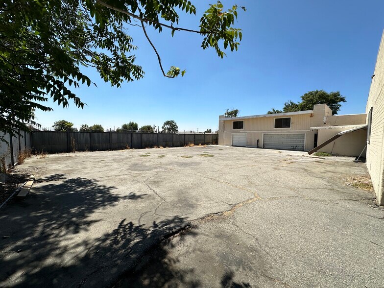 431 W 10th St, San Bernardino, CA à vendre - Photo du bâtiment - Image 3 de 20