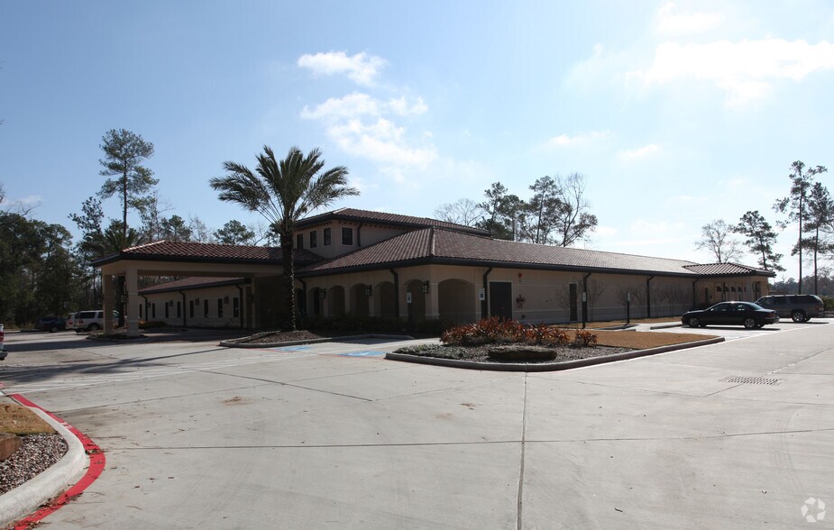 119 Vision Park Blvd, Shenandoah, TX à vendre - Photo du bâtiment - Image 3 de 5