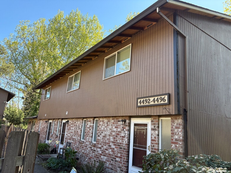 4484 SE Boardman Ave, Milwaukie, OR for sale - Building Photo - Image 3 of 12