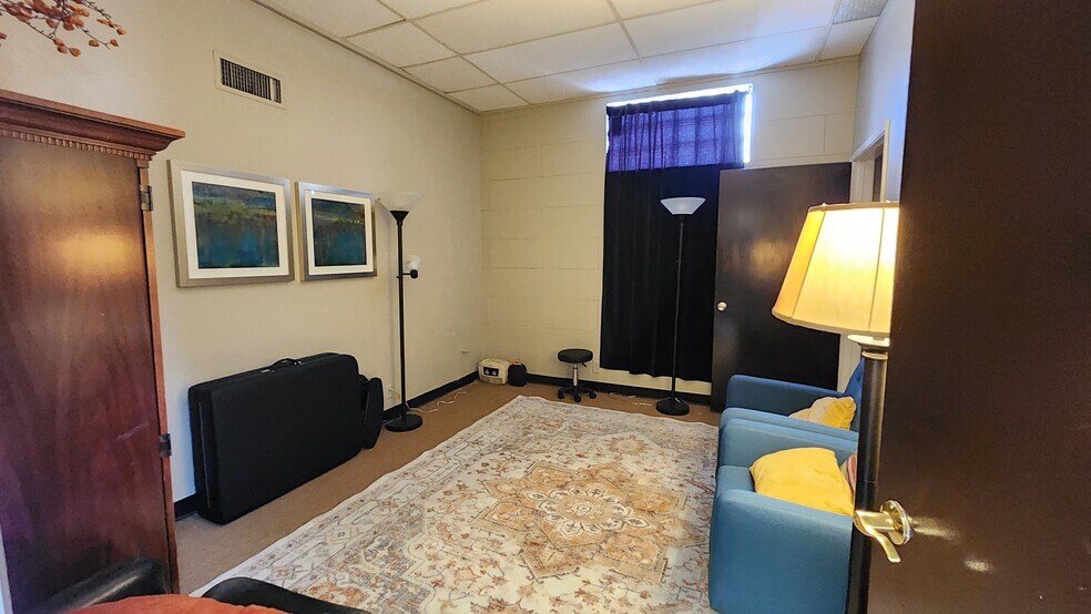4364-4405 Eagle Rock Blvd, Los Angeles, CA à louer - Photo du bâtiment - Image 3 de 9