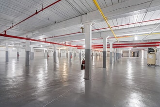 56 Sterling St, Clinton, MA for lease Interior Photo- Image 1 of 5