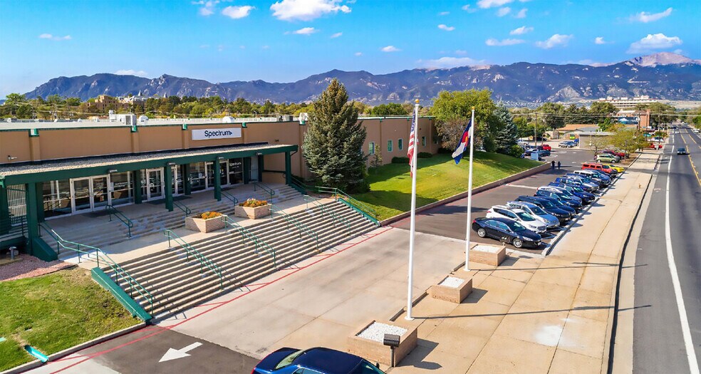 2221 E Bijou St, Colorado Springs, CO for lease - Building Photo - Image 2 of 14