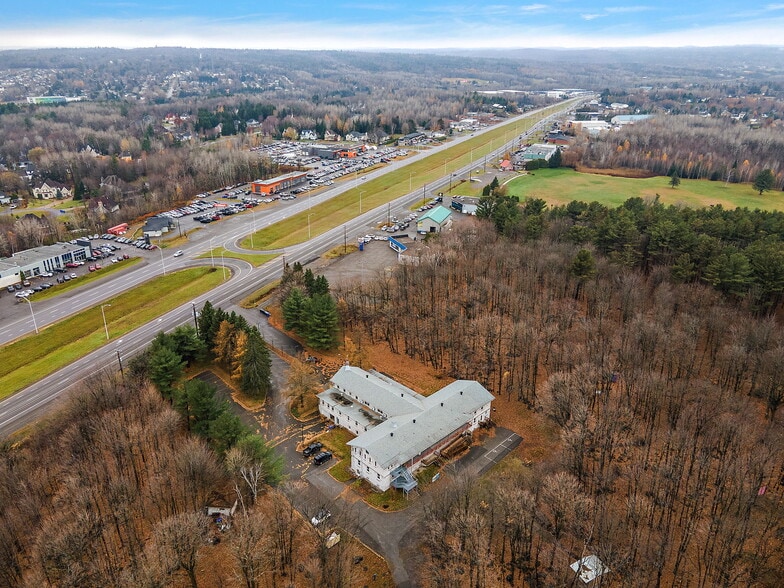 2351 Boul Du Curé-Labelle, Saint-jerome, QC à vendre - Photo du bâtiment - Image 3 de 4