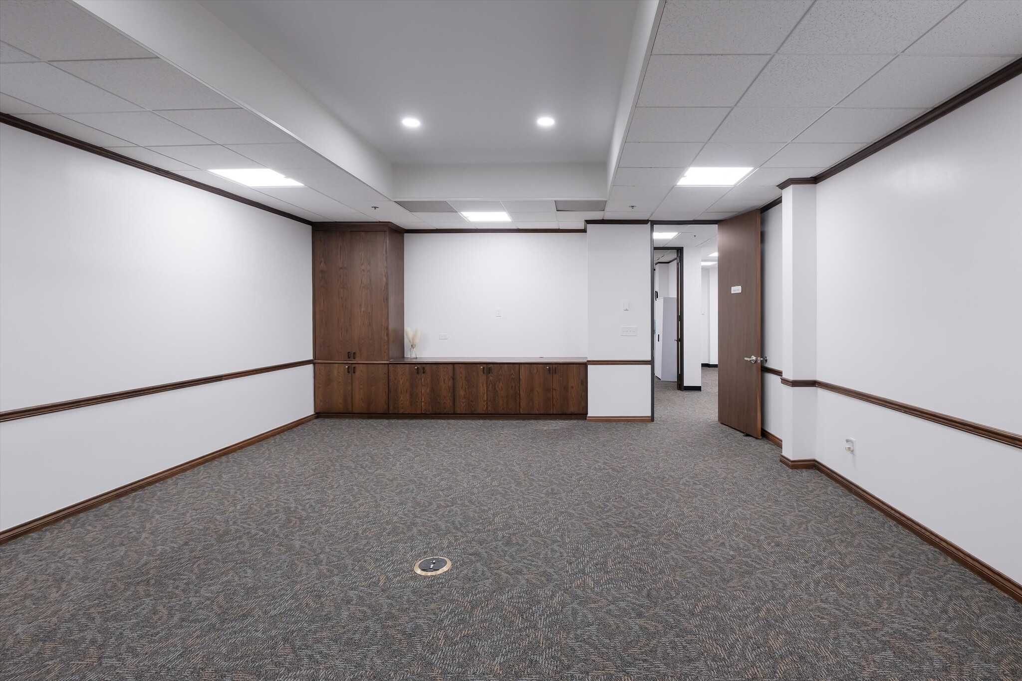 12042 Blanco Rd, San Antonio, TX for lease Interior Photo- Image 1 of 4