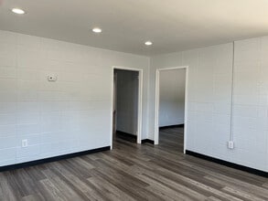 1263 S Pleasantburg Dr, Greenville, SC for sale Interior Photo- Image 2 of 6