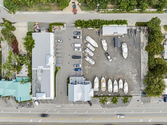 Plus de détails pour 82705 Overseas Hwy, Islamorada, FL - Bureau à vendre