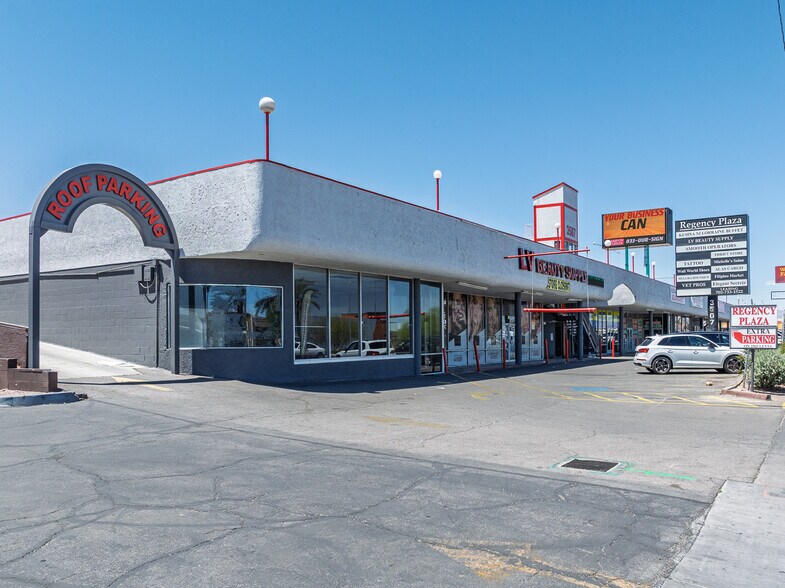 3507 S Maryland Pky, Las Vegas, NV à louer - Photo du bâtiment - Image 3 de 15